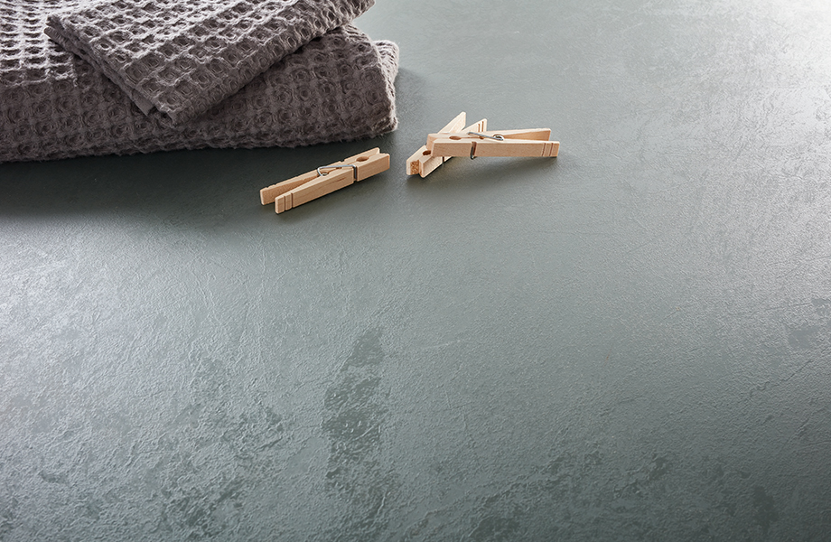 8793 ML Green Slate monolith 920x600